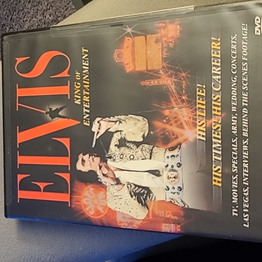 Elvis King of Entertainment!